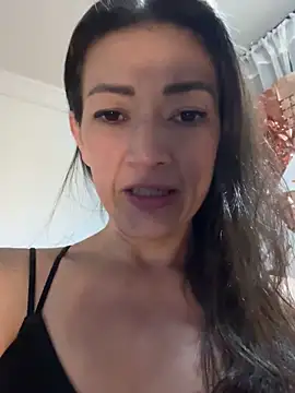 Yulia_sx's sex show image