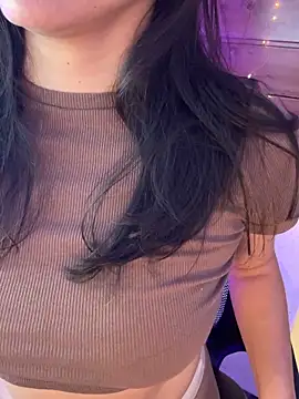 Изображение секс-шоу модели mahia_queen