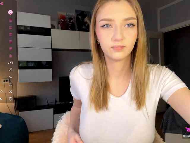 TyeshaDirksen's sex show image