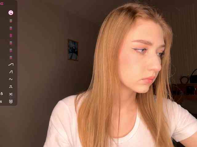 Sexshow-Bild von TyeshaDirksen