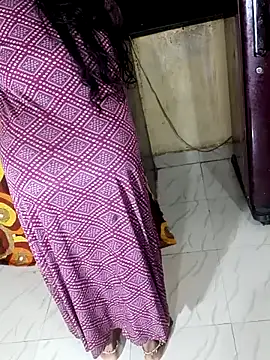 Pyasi-bhabhi's sex show image Pyasi-bhabhi's sex show image