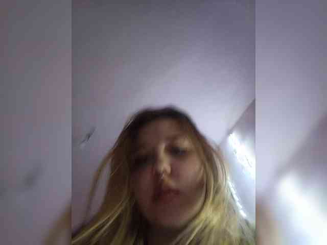 vaverika's sex show image