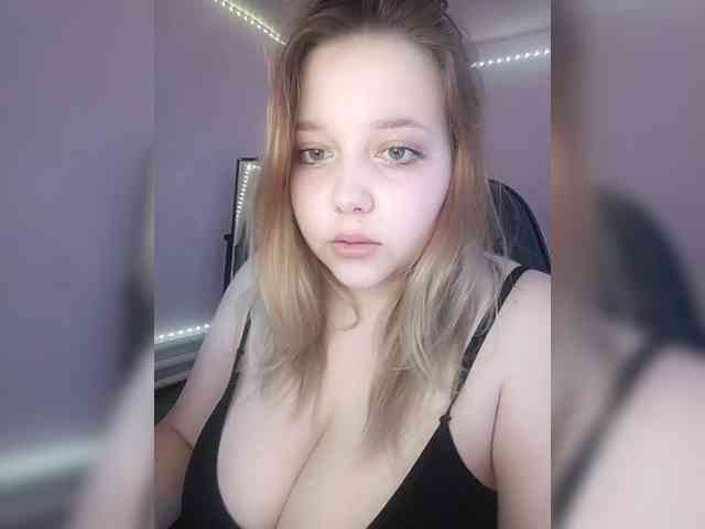 vaverika's sex show image