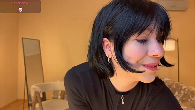 E1ara's sex show image