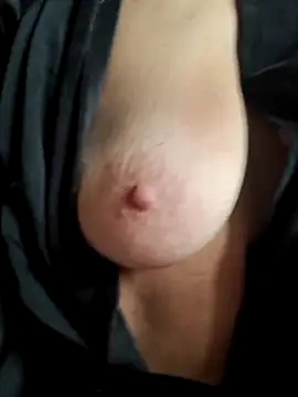 lucamila2903's sex show image