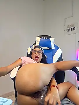 KittyKardy's sex show image