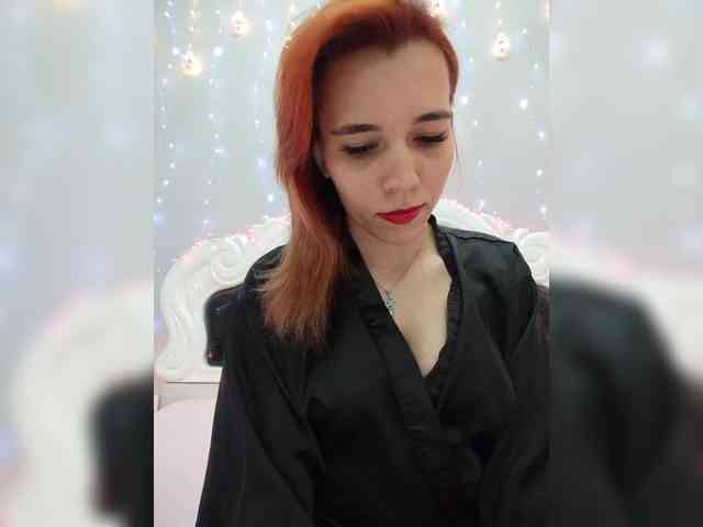 Kitteen's sex show image