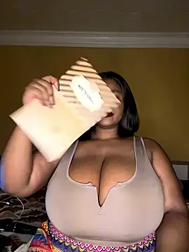 Изображение секс-шоу модели Bella-Porsche