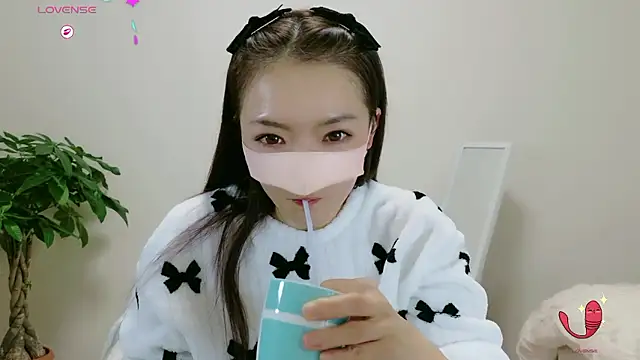 momochan88's sex show image