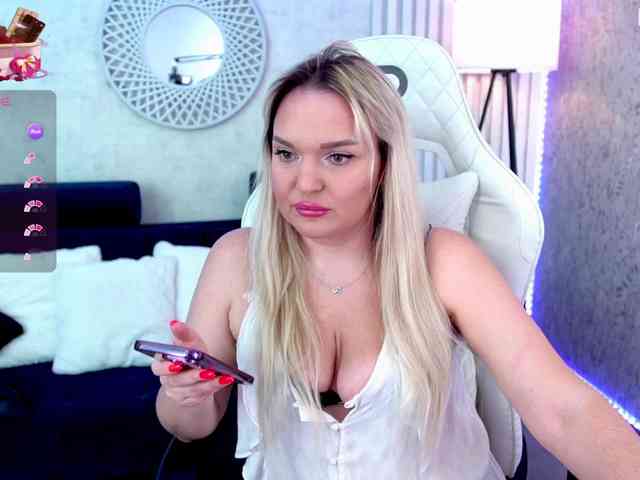 AmelyLoveme's sex show image