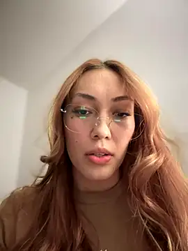 Изображение секс-шоу модели MichelleFerry_