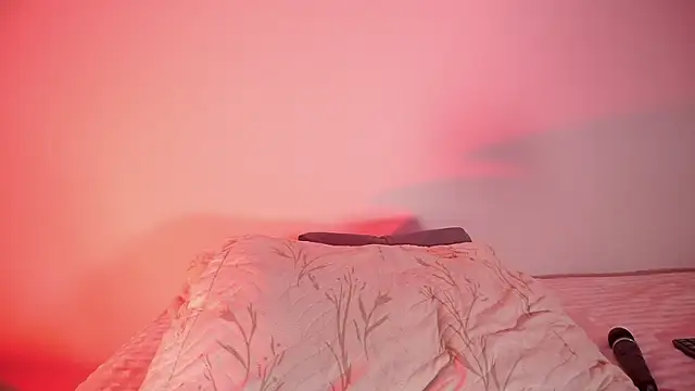 petitevictoria's sex show image