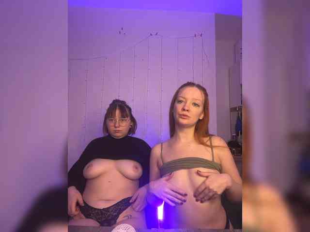 radianttwoX's sex show image