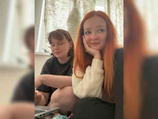 radianttwoX's sex show image