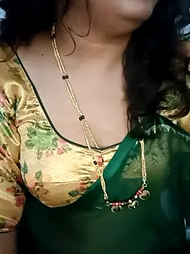 Sexshow-Bild von Urmila_kannada_telugu Sexshow-Bild von Urmila_kannada_telugu