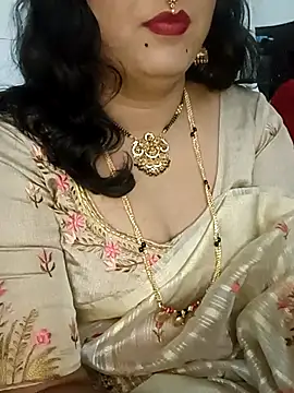Sexshow-Bild von Urmila_kannada_telugu Sexshow-Bild von Urmila_kannada_telugu