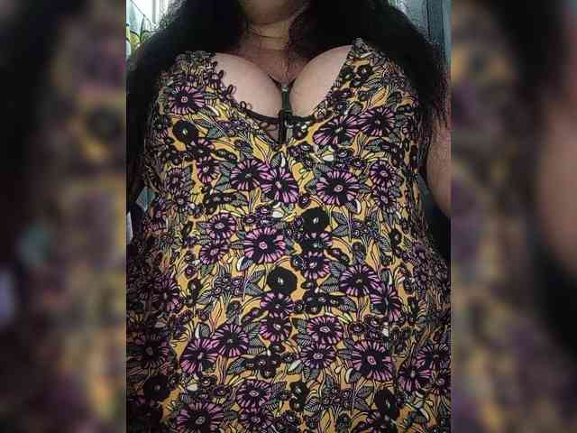 Xo4y2sexa's sex show image