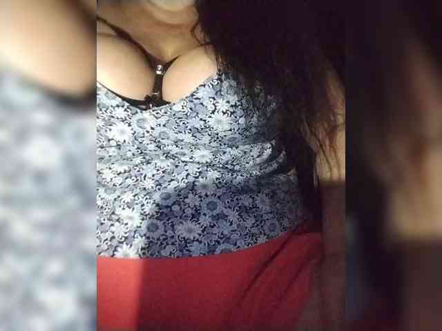 Xo4y2sexa's sex show image