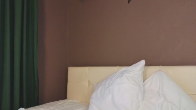 milanaluxe's sex show image milanaluxe's sex show image