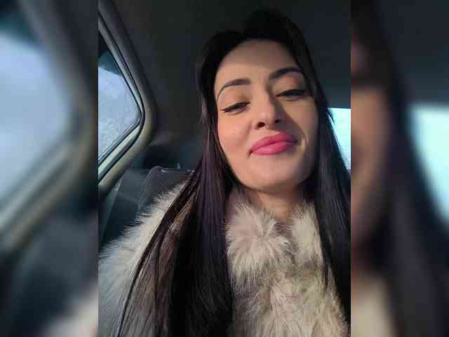 CrazyPussy07's sex show image