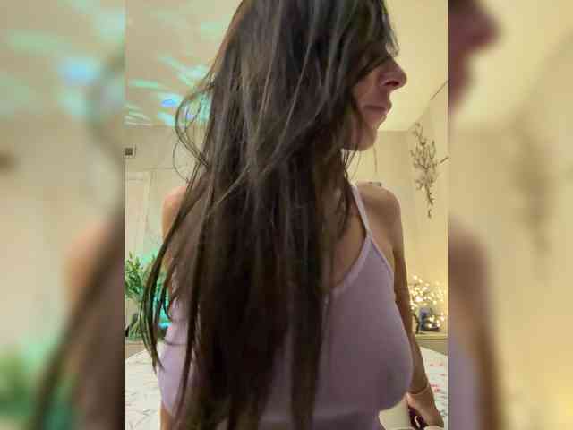 Изображение секс-шоу модели IrinkaGata Изображение секс-шоу модели IrinkaGata