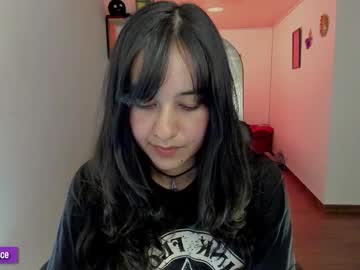 nia_blaze's sex show image nia_blaze's sex show image