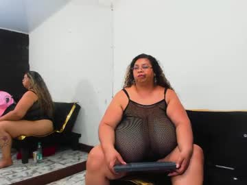 lynn_and_esteban's sex show image