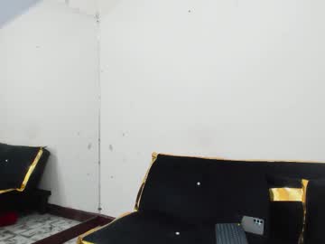 lynn_and_esteban's sex show image