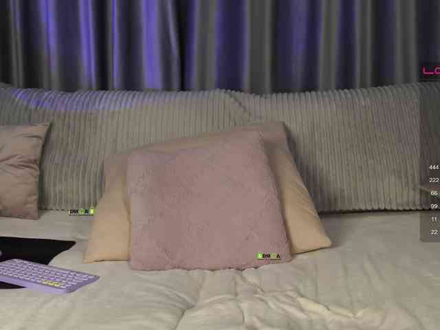 -Karamelya-'s sex show image