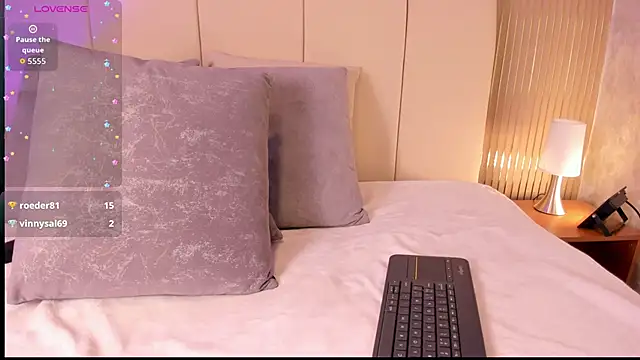 marie_miller_'s sex show image