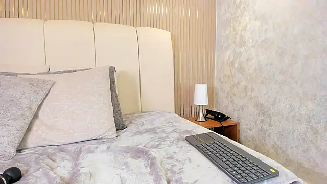 marie_miller_'s sex show image