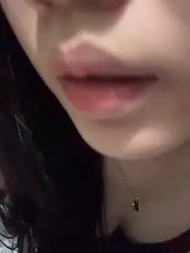 LylyPink68's sex show image