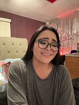 Изображение секс-шоу модели MyHoneyFrida Изображение секс-шоу модели MyHoneyFrida