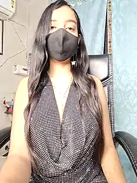 Изображение секс-шоу модели Parinaaz18