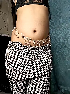 Изображение секс-шоу модели Parinaaz18