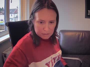 eatmypie69's sex show image