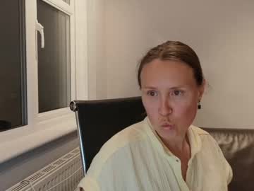 eatmypie69's sex show image