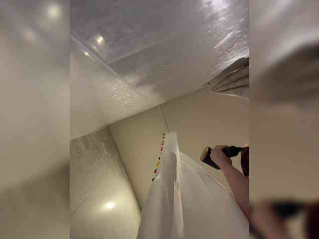 Изображение секс-шоу модели LittleDelora