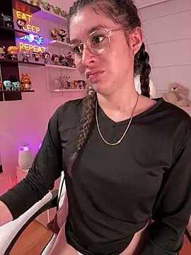 Sharon_07's sex show image Sharon_07's sex show image