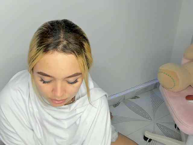 Jazmin-Kitana's sex show image Jazmin-Kitana's sex show image