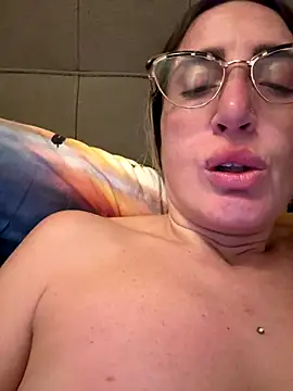 Изображение секс-шоу модели casalinga88 Изображение секс-шоу модели casalinga88