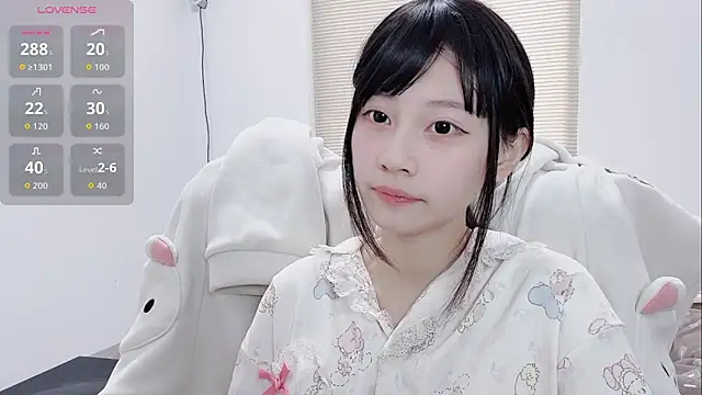 lris-Beauty's sex show image