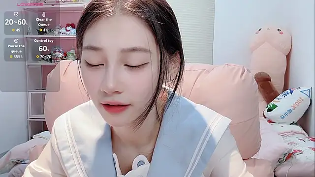 lris-Beauty's sex show image