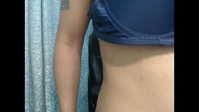 CuteRhea69's sex show image