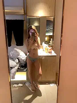 miumiu-66's sex show image