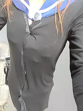 pink-mai's sex show image