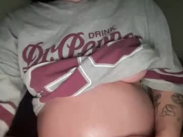 Изображение секс-шоу модели knextdoor