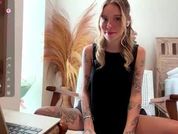 trulamorella's sex show image