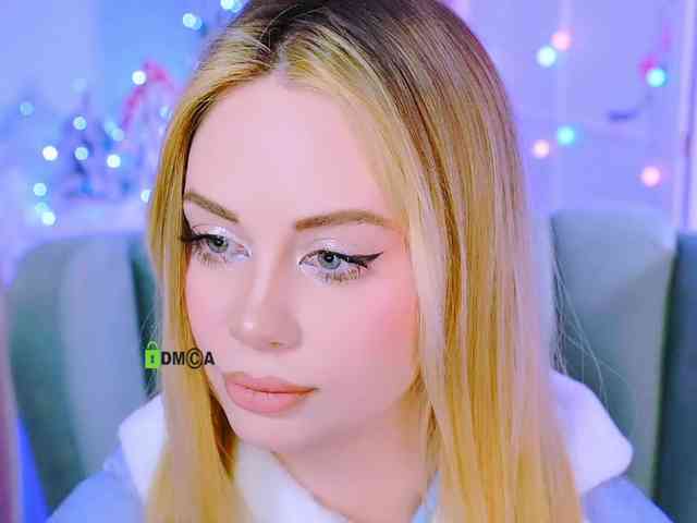 0------0's sex show image