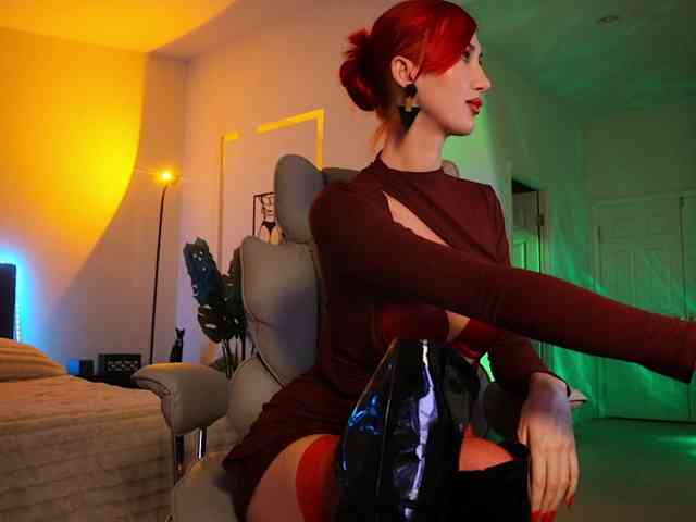 Изображение секс-шоу модели -redalexa- Изображение секс-шоу модели -redalexa-